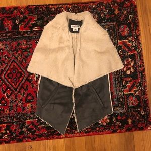 Sherpa vest